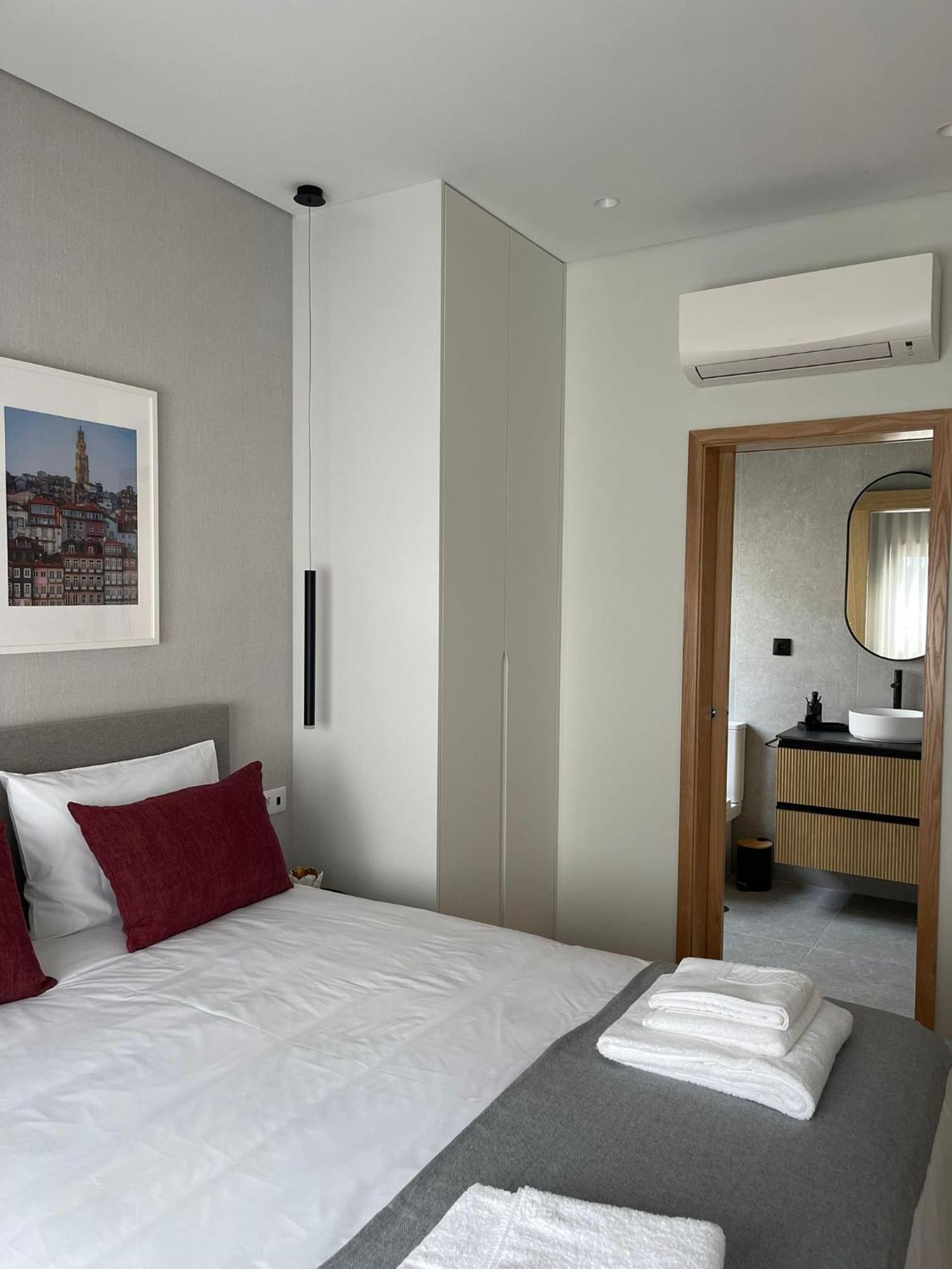Oporto Suites Moreira  Exterior photo